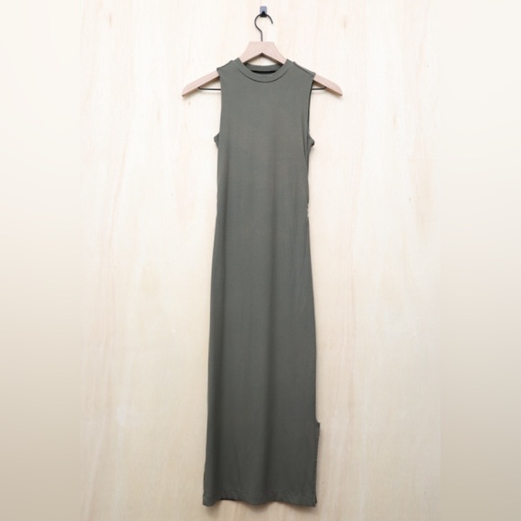 Vuori Pose Sands Dress Green XS - Picture 2 of 5